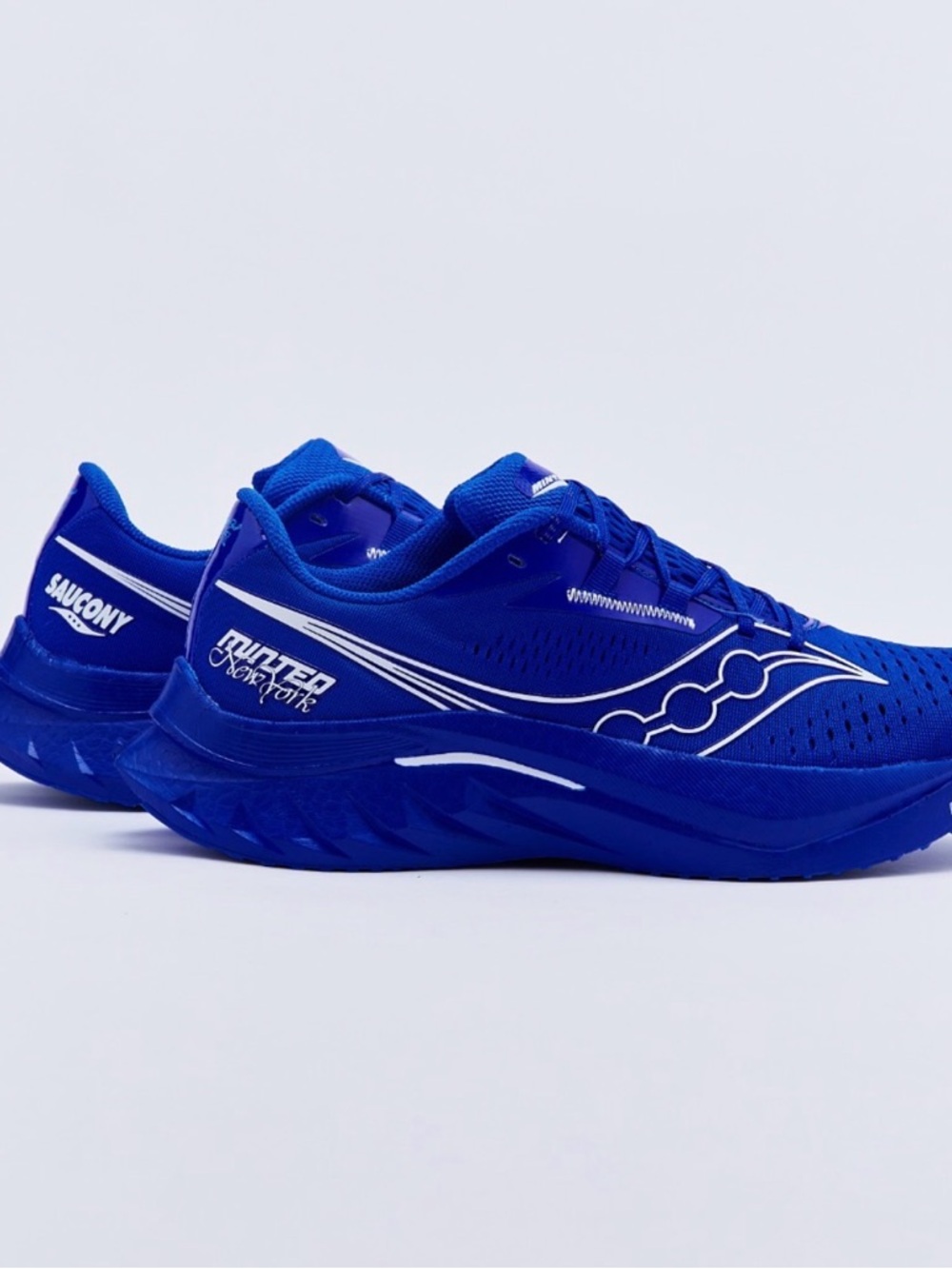 MINTED NEW YORK - SAUCONY ENDORPHIN SPEED 4s BLUE